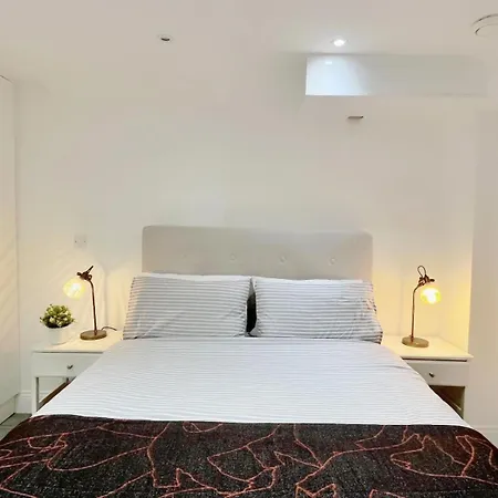 En Suite Double Room London Exterior photo